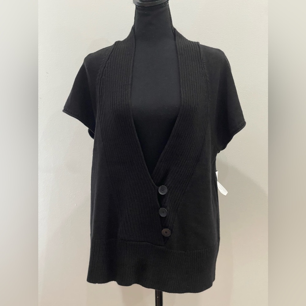 New Coldwater Creek M “Black Detail Sweater” V Neck Button Down Short Sleeve 004